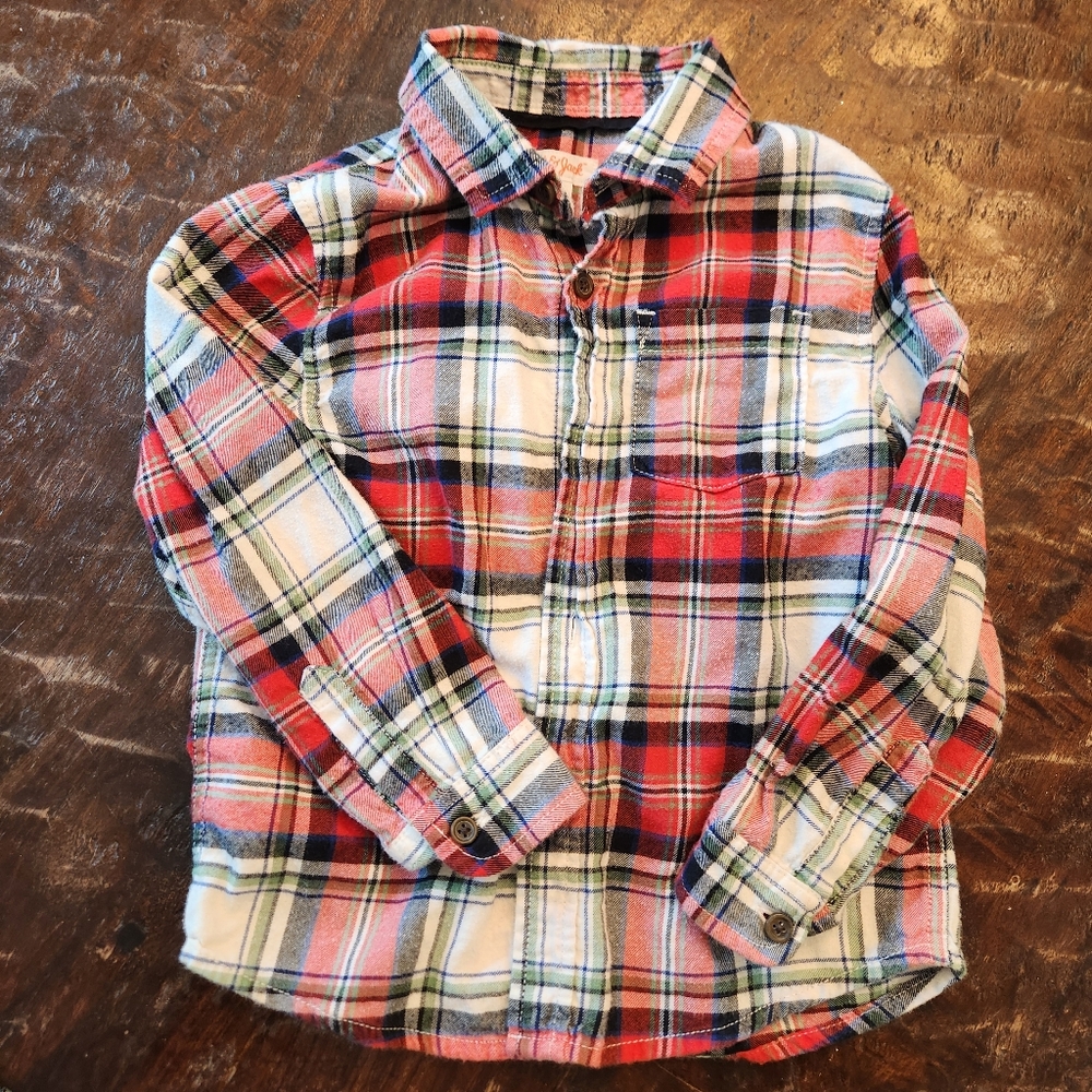 Cat & Jack Boys' 5T Red Holiday Plaid Long Sleeve Button Up Flannel Shirt
